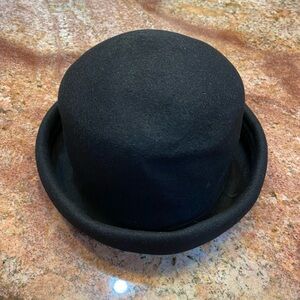 Vintage Black Alta Classe 100% wool made in Italy hat